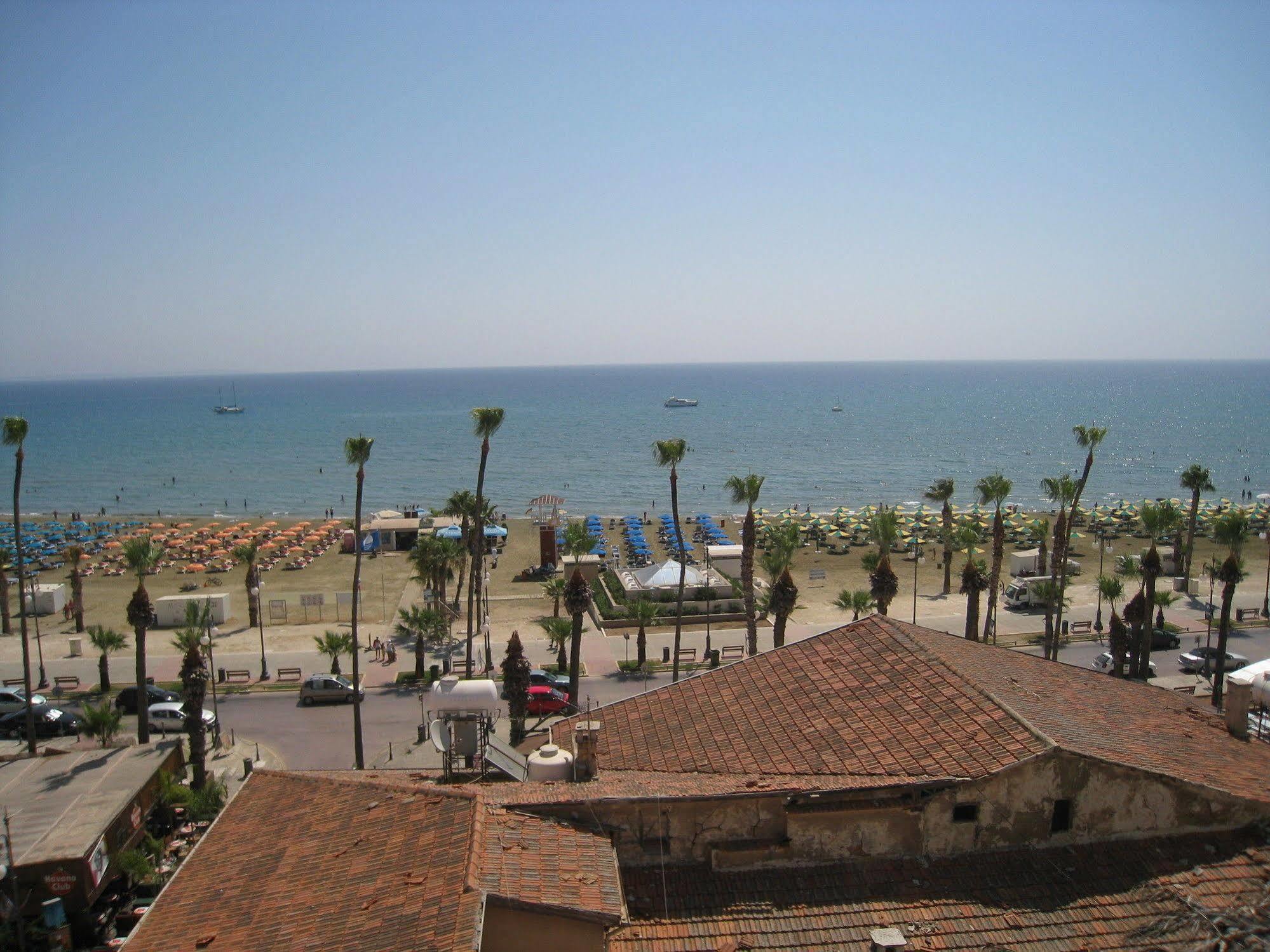 Palm Sea Beach Hotel Apartments Lárnaka Eksteriør bilde